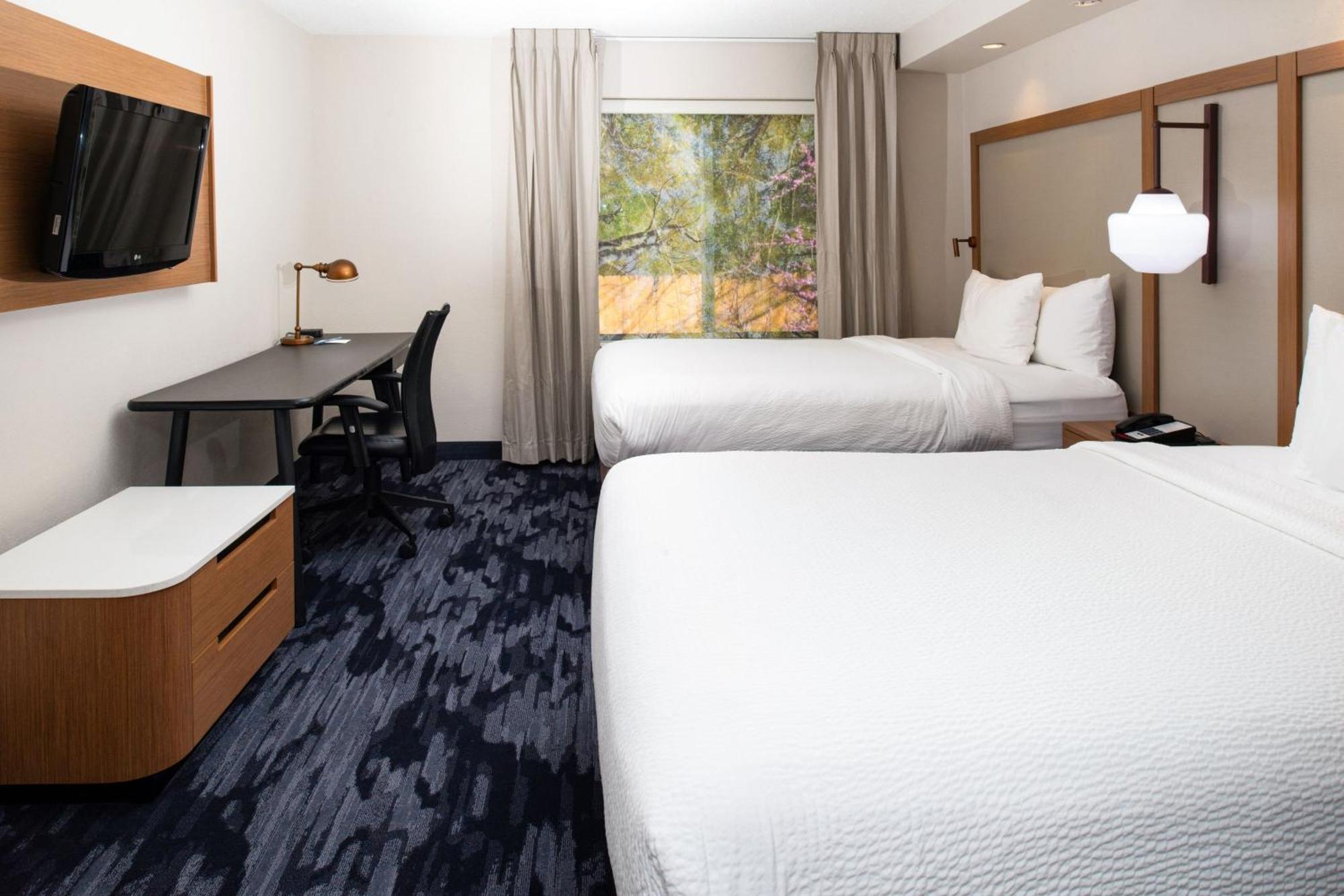 Fairfield Inn & Suites Greensboro Wendover Exteriér fotografie