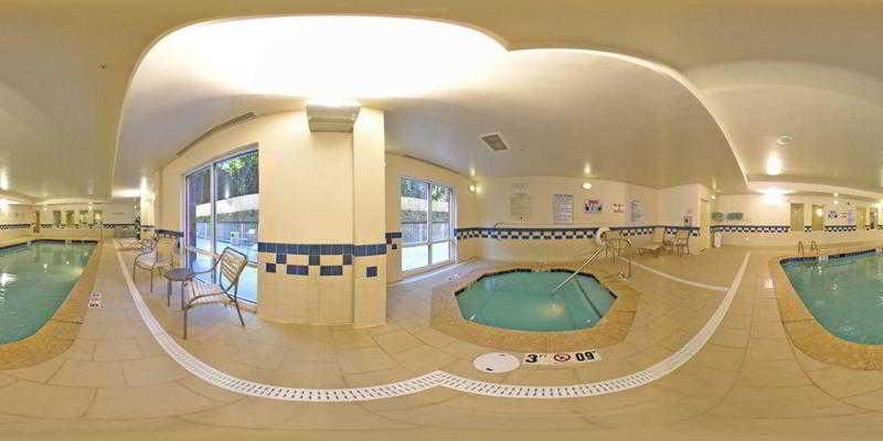 Fairfield Inn & Suites Greensboro Wendover Pokoj fotografie